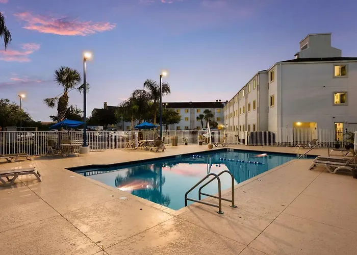 Motel 6-Orlando, FL - International Dr